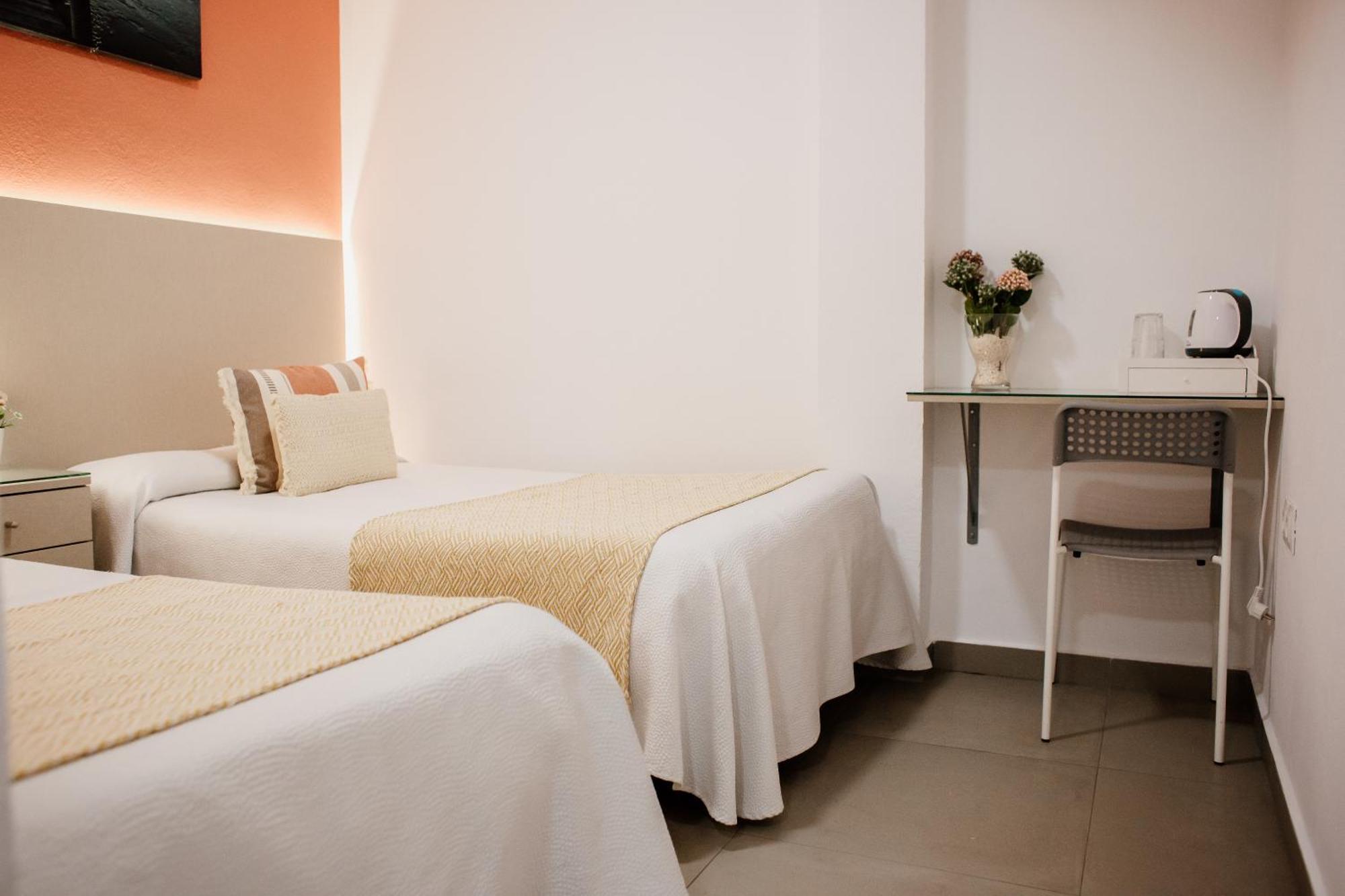 Apartamentos Turisticos Mastil 16 Málaga Exterior foto