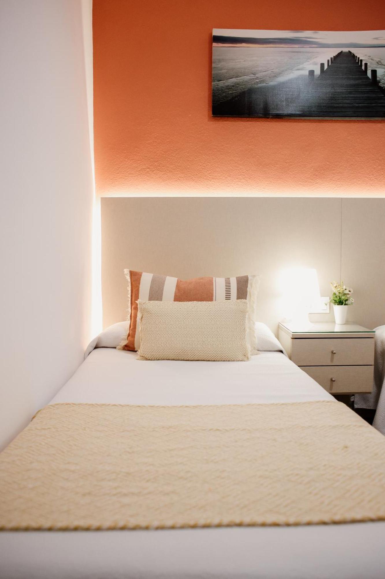 Apartamentos Turisticos Mastil 16 Málaga Exterior foto