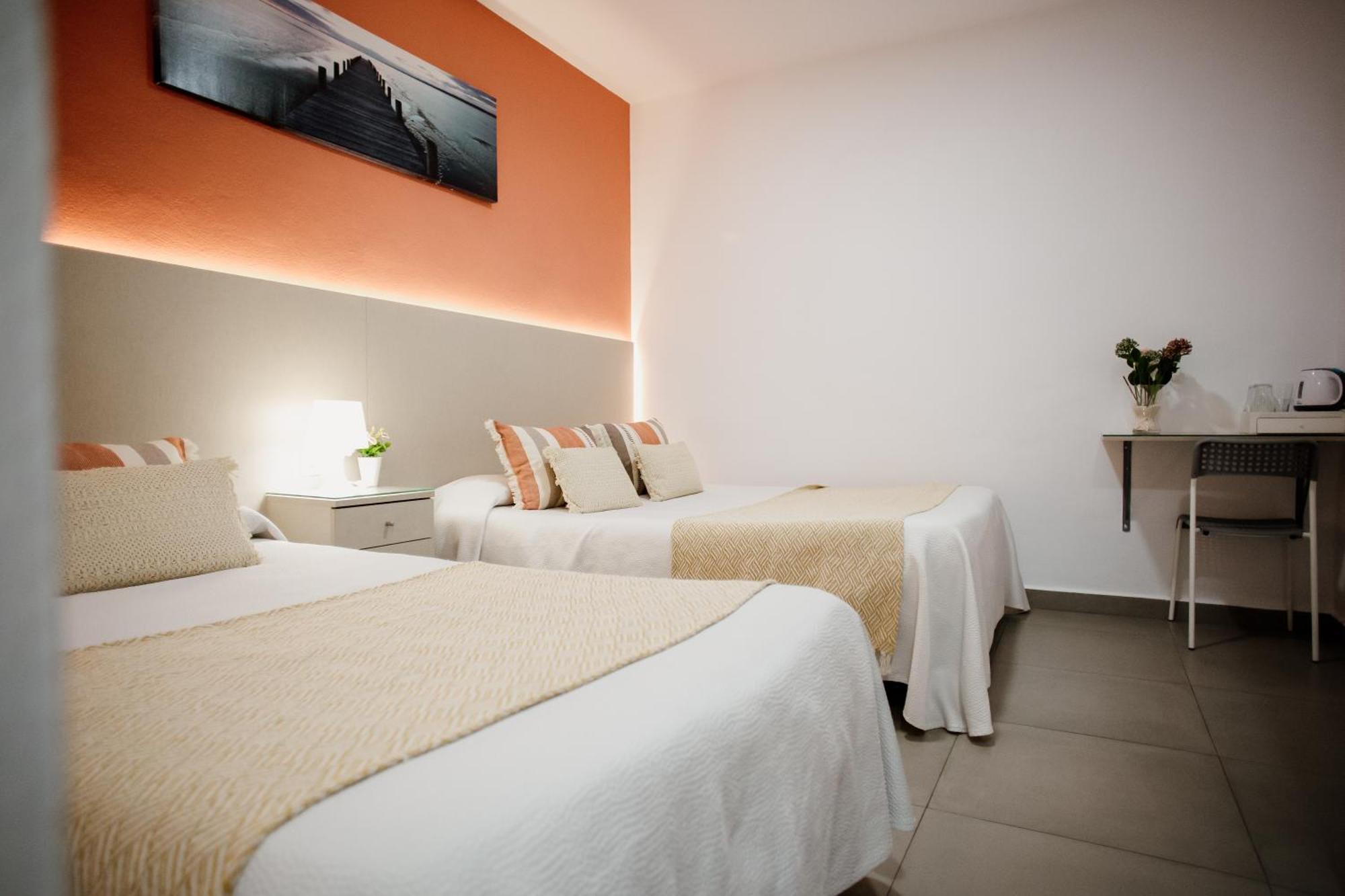 Apartamentos Turisticos Mastil 16 Málaga Exterior foto