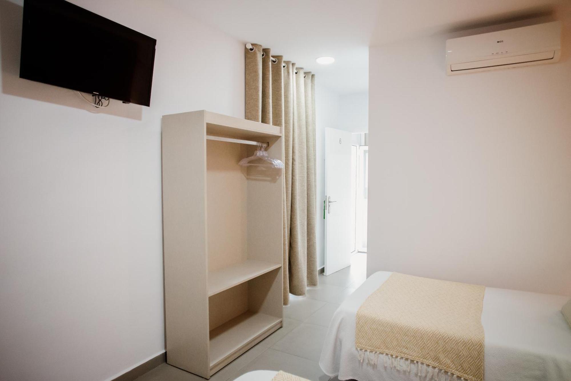 Apartamentos Turisticos Mastil 16 Málaga Exterior foto