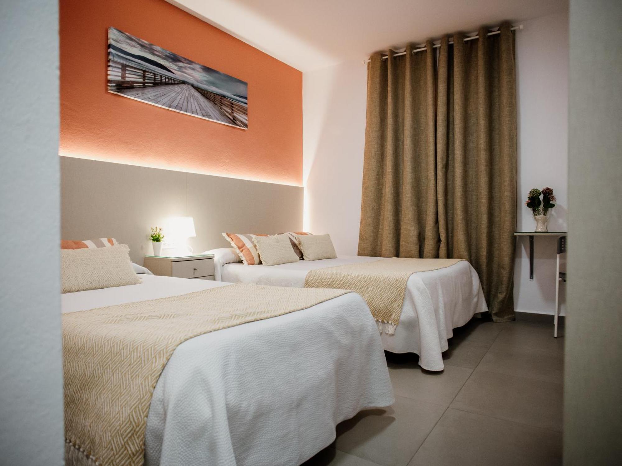 Apartamentos Turisticos Mastil 16 Málaga Exterior foto