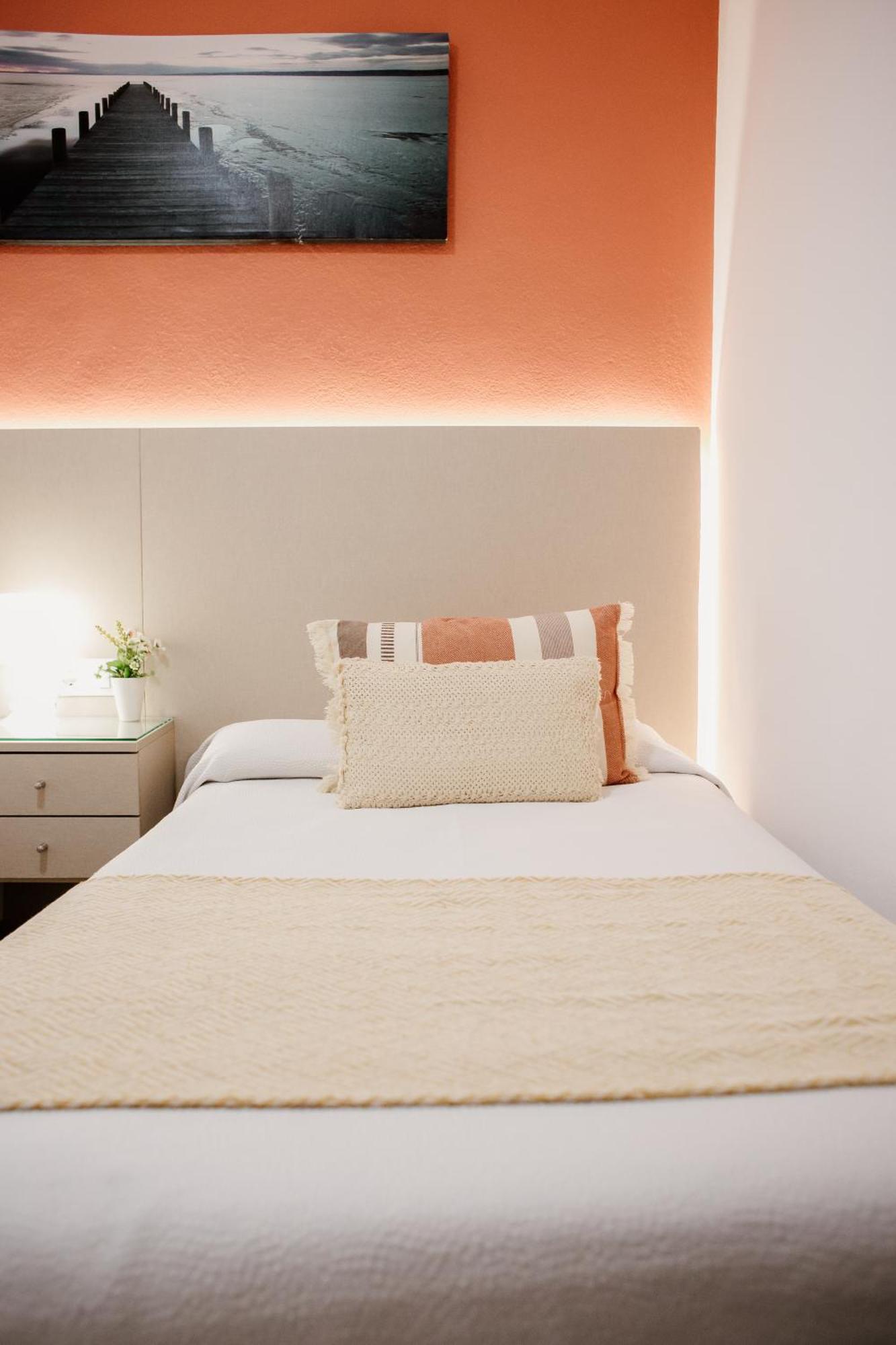 Apartamentos Turisticos Mastil 16 Málaga Exterior foto