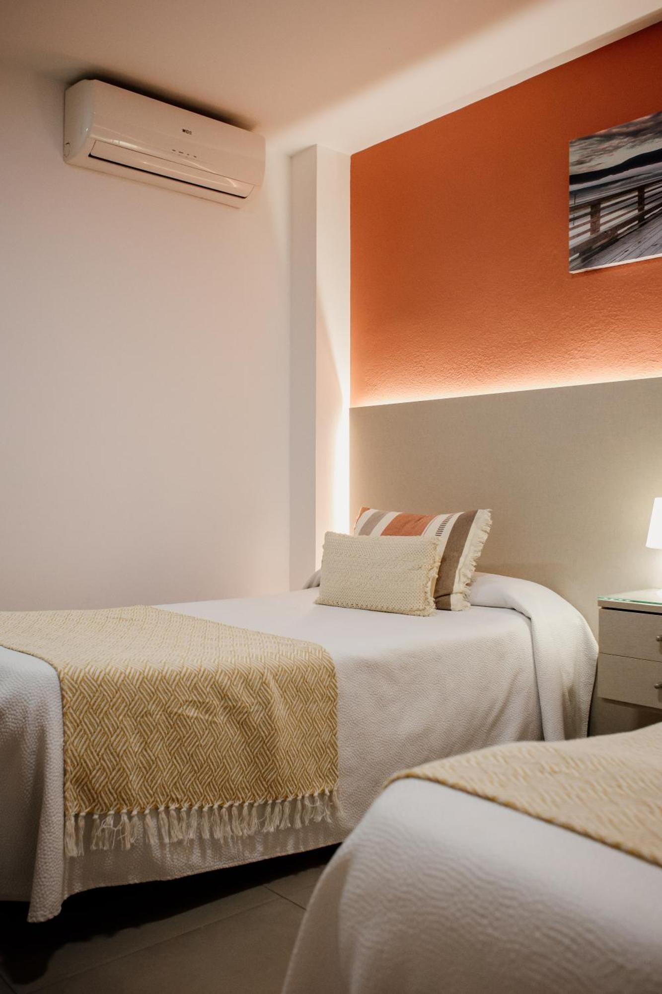 Apartamentos Turisticos Mastil 16 Málaga Exterior foto